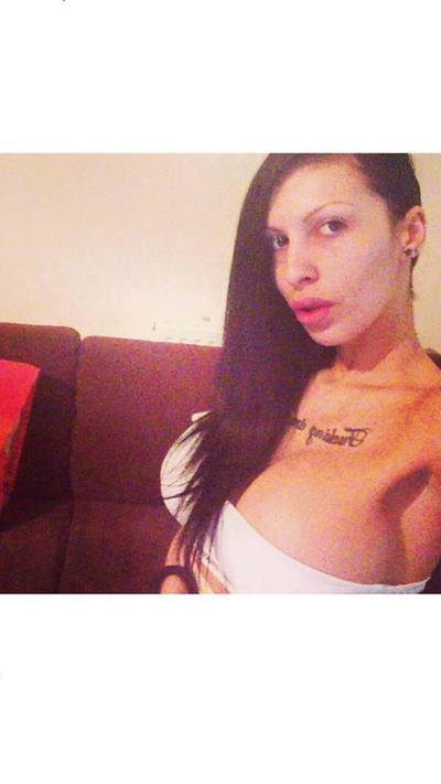 Meredith from California is interested in nsa sex with a nice, young man