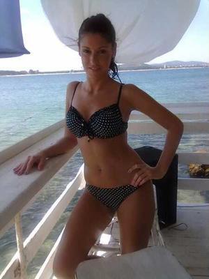 Looking for local cheaters? Take Carly from Ontario home with you