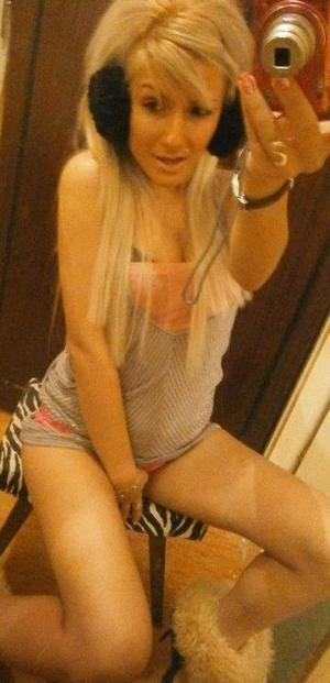 Lilyanna is a cheater looking for a guy like you!