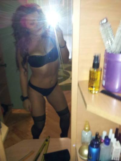 Meet local singles like Laurel from Missouri who want to fuck tonight