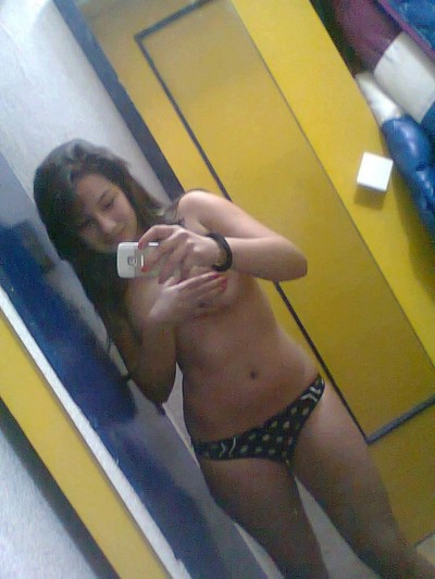 Sandy is a cheater looking for a guy like you!