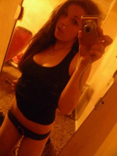 Violet is a cheater looking for a guy like you!