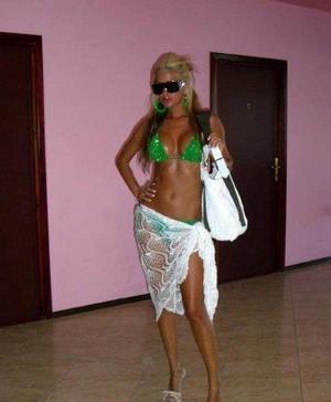 Jennifer from Texas is looking for adult webcam chat