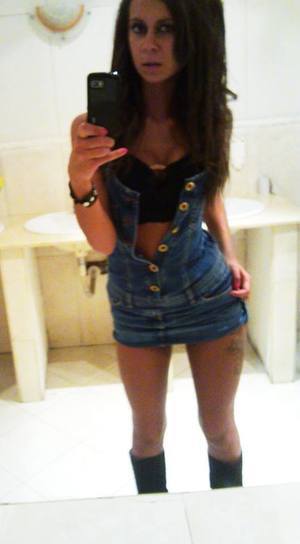 Alyson from Florida is interested in nsa sex with a nice, young man