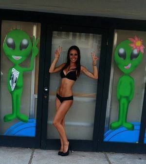Looking for local cheaters? Take Alanna from Kansas home with you