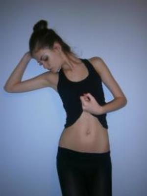 Kasandra from California is looking for adult webcam chat