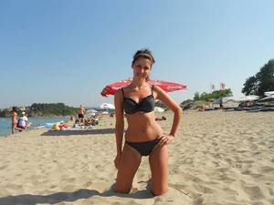 Looking for local cheaters? Take Rachelle from Michigan home with you