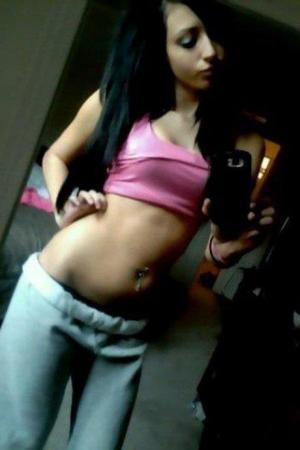 Meet local singles like Mariana from Texas who want to fuck tonight