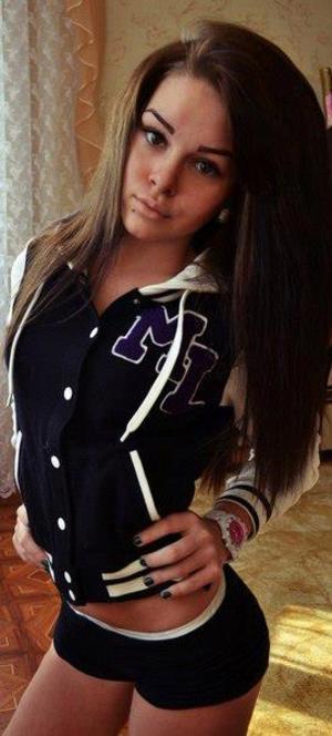 Looking for local cheaters? Take Isabel from Wisconsin home with you