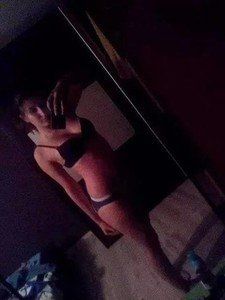 Looking for girls down to fuck? Lauryn from California is your girl